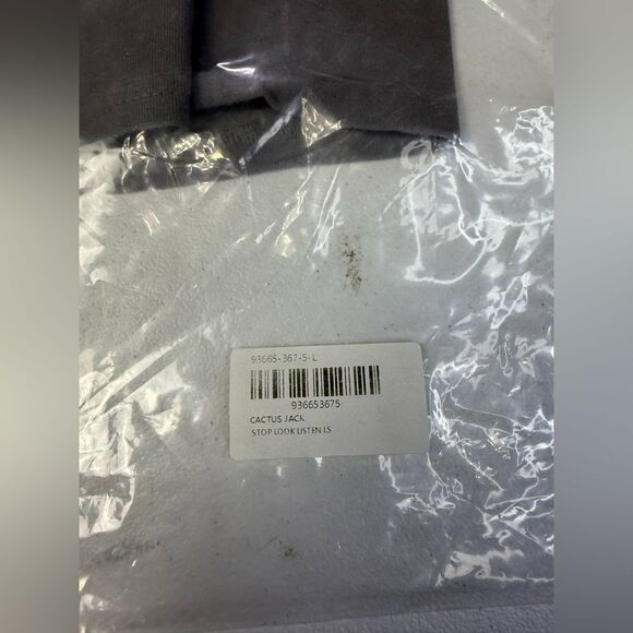 New Travis Scott Astroworld 2019 Europe Tour Merch Long Sleeve Tee Sz L damaged - Picture 10 of 10